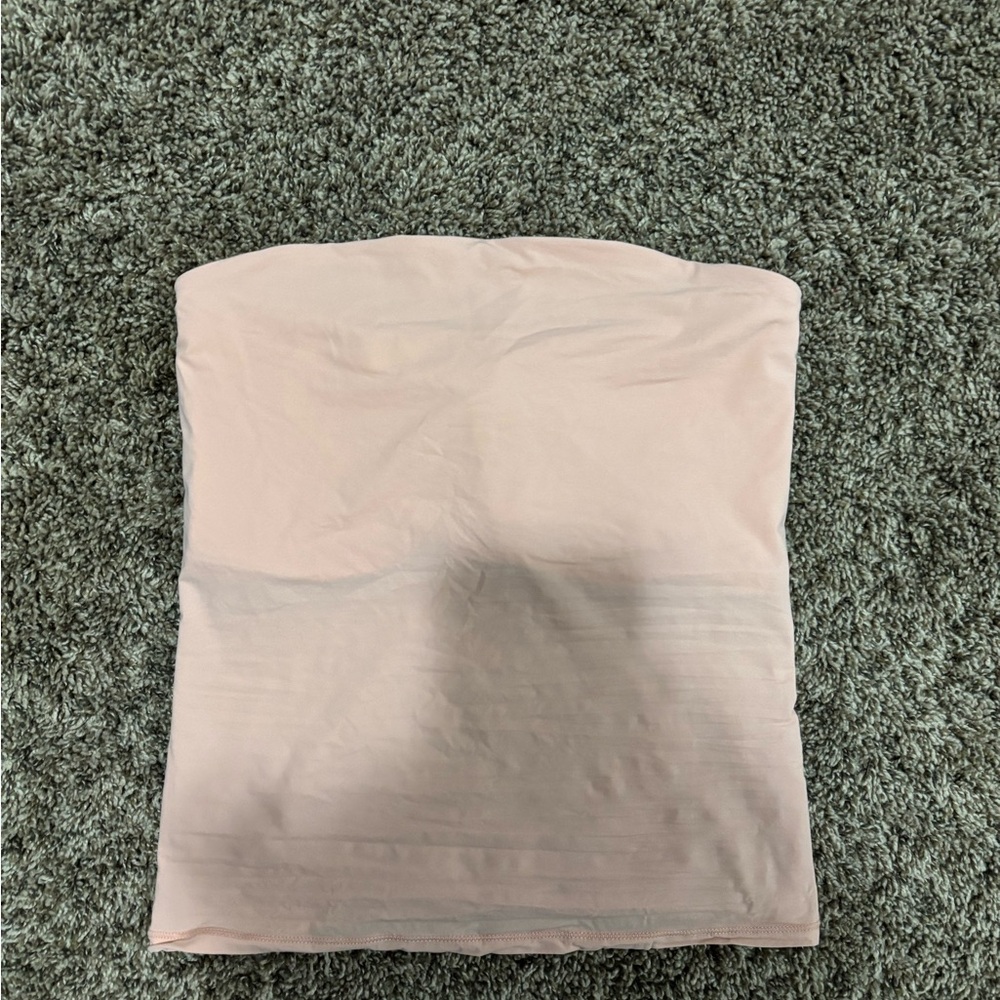 SKIMS Strapless Tube Crop Top in Pale Pink